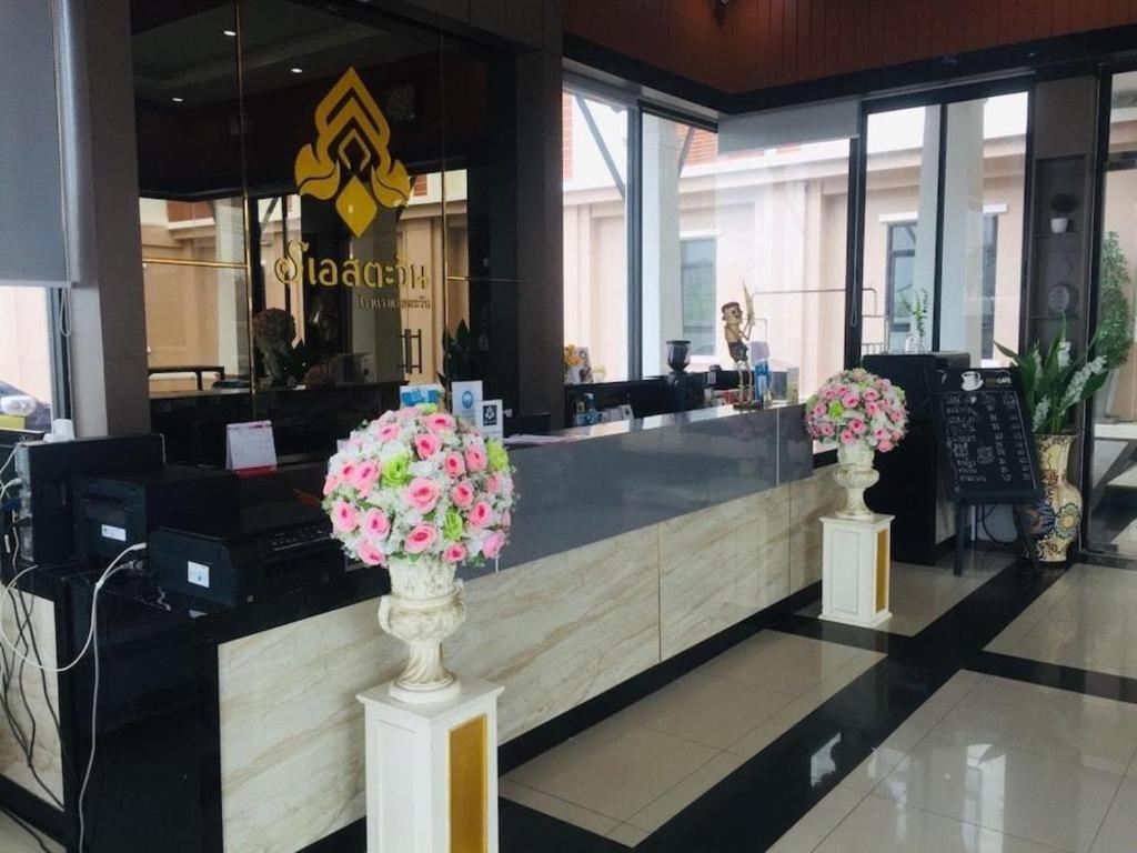 S-Tawan Hotel & Convention Maha Sarakham Exterior foto