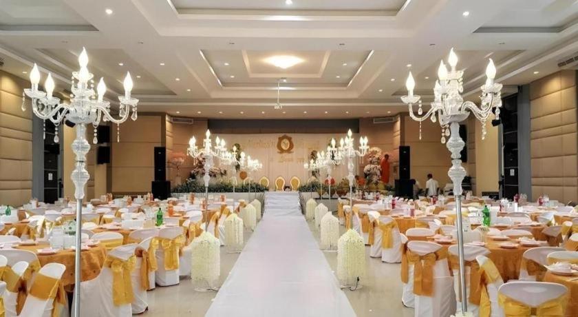S-Tawan Hotel & Convention Maha Sarakham Exterior foto